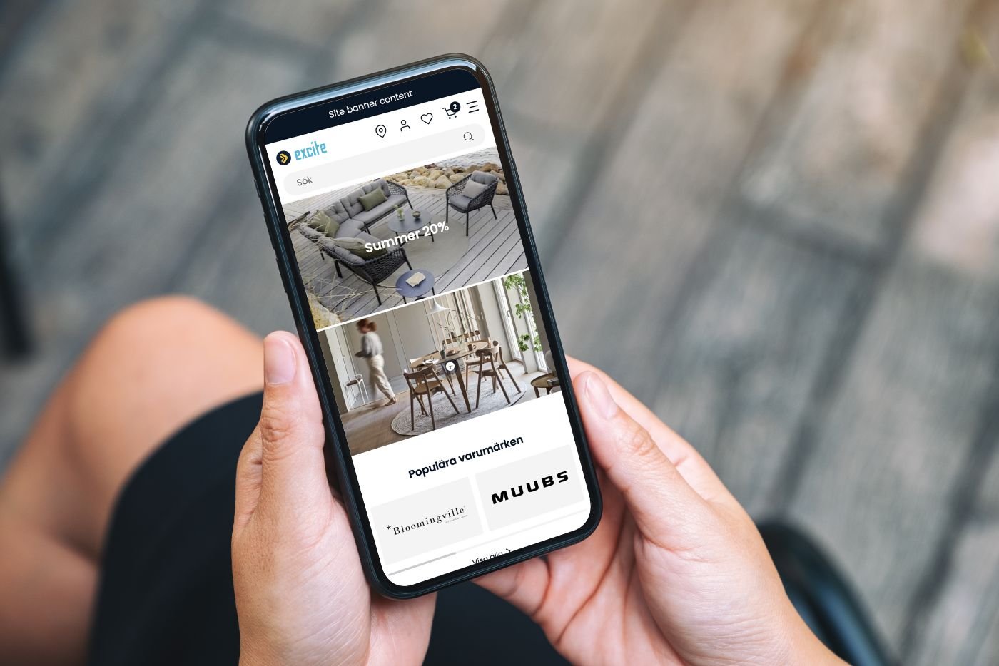 En mobilskärms som visar hur det är att jobba i Avensia Excite